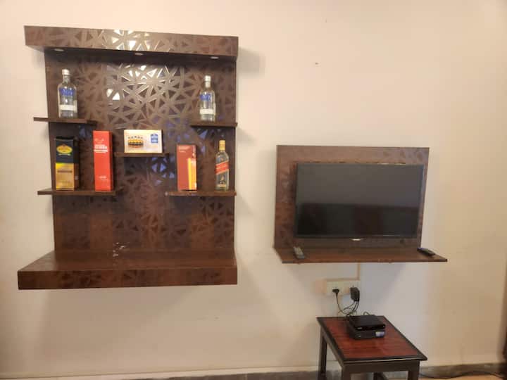 Bar nel corridoio. Puoi portare le tue bottiglie e fare scorta