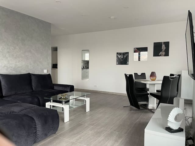 Saracut Model SRL managed Airbnb listing 2