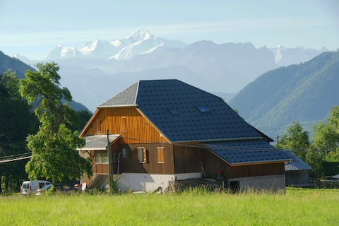 Chalet for 24 people, Mont Blanc view