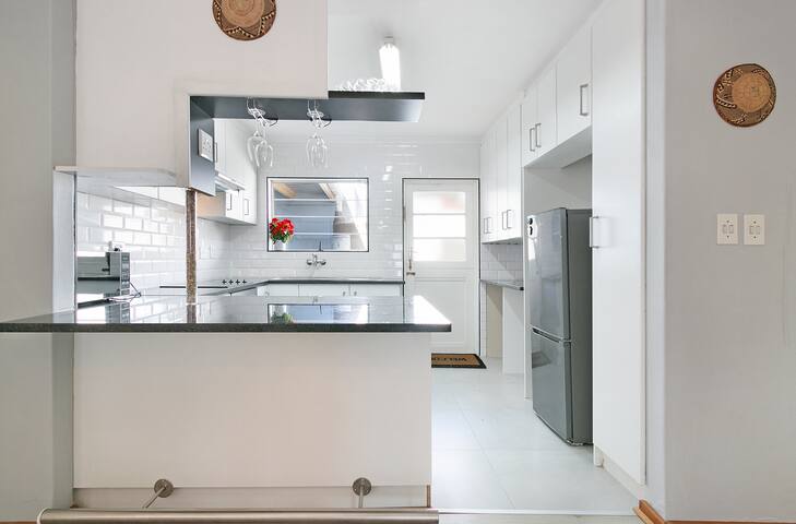 West Beach Escape #House with Back Up Power & Pool gallery image 3