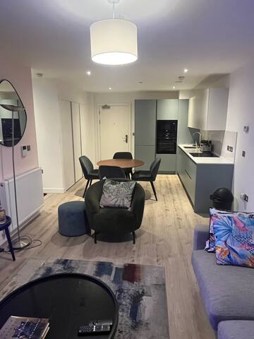 Middlewoods lock Salford gallery image 5