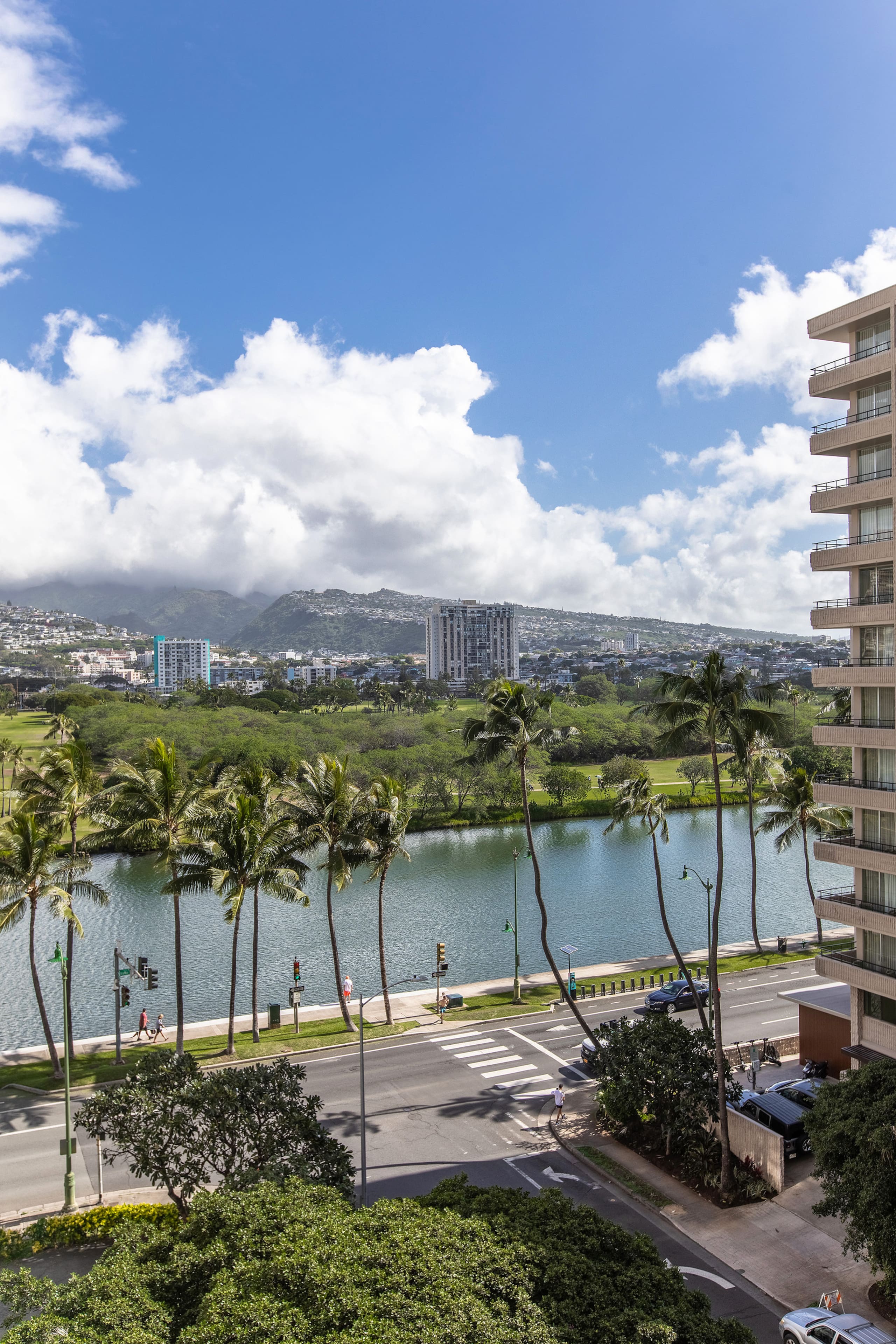 Charming Studio Heart of Waikiki - Image 6