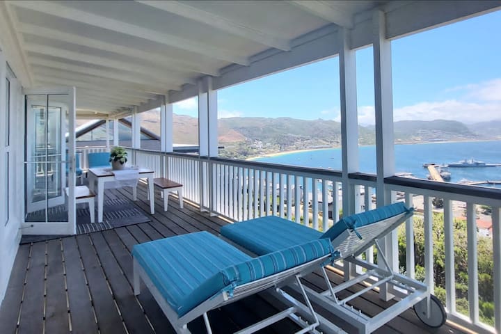 Stylish and Captivating Family Home