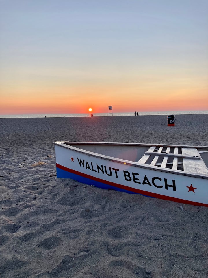 Walnut Beach Inn close to the beach! Houses for Rent in Ashtabula