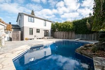 895 Sabourin - Spacious 4BR home w/ pool & backyard rental in Brossard