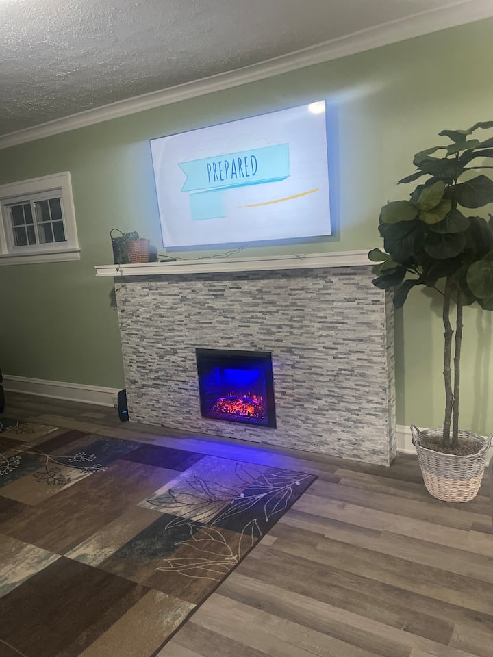 Nice & Cozy Single Family Home.
6•beds - Cleveland, OH