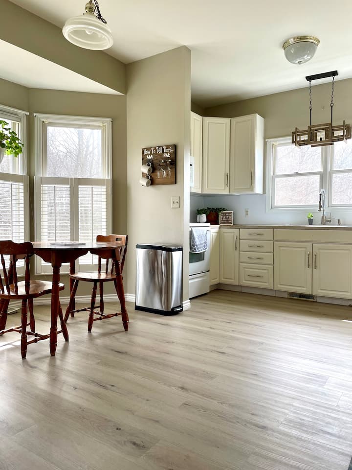 Peaceful 4 Bedroom Home Houses for Rent in Caledonia, Michigan, United States Airbnb