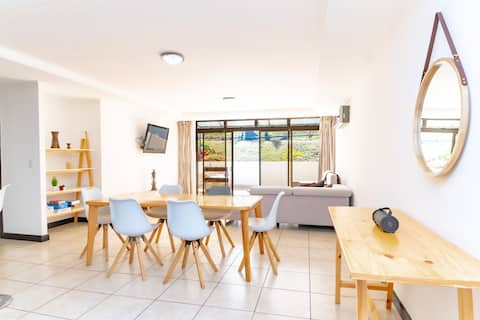 Sta Ana inside Country Club. Spacious 2 Bedroom Apartment.