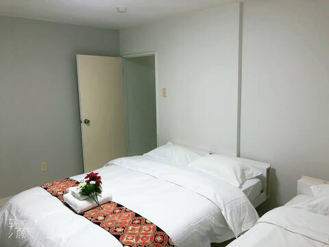 108 Tokyo JR Akabane Station 4 min walk Ikebukuro 9 min Shinjuku 14 min Ueno 10 min.Free storage suitcase! micro: hefuyan7190