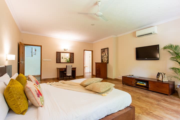 Bedroom 3 image 1