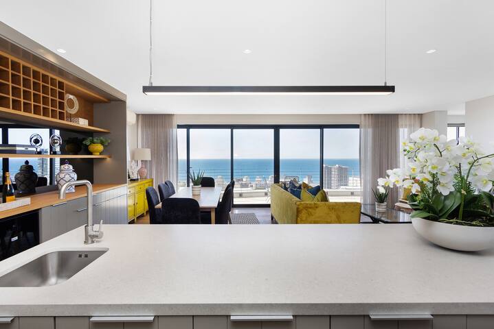 Alpha One 501 Magnificent Views No Load Shedding gallery image 4