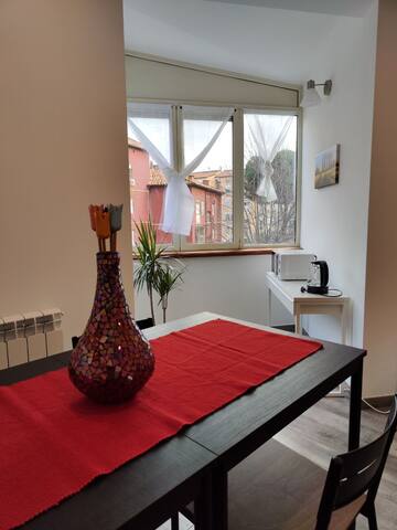 [WHITE & WOOD house in Rome] gallery image 4