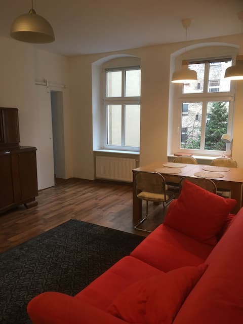 Top performing Airbnb: Apartment or quiet studio in Jeżyce