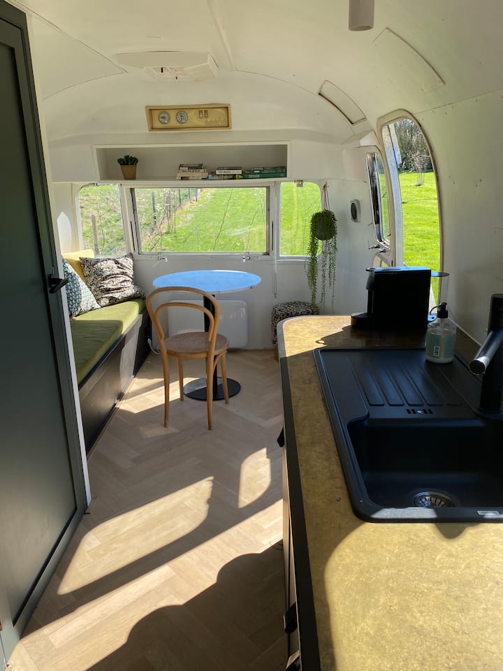 Stijlvol Ingerichte Airstream - Texel