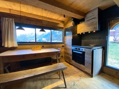 Airbnb performant: Unique Small Cozy Chalet Chamonix Les Houches. 4* à Les Houches