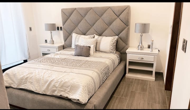  Camera da letto al piano di sotto 