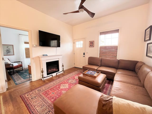 Charming Temescal Retreat gallery image 2