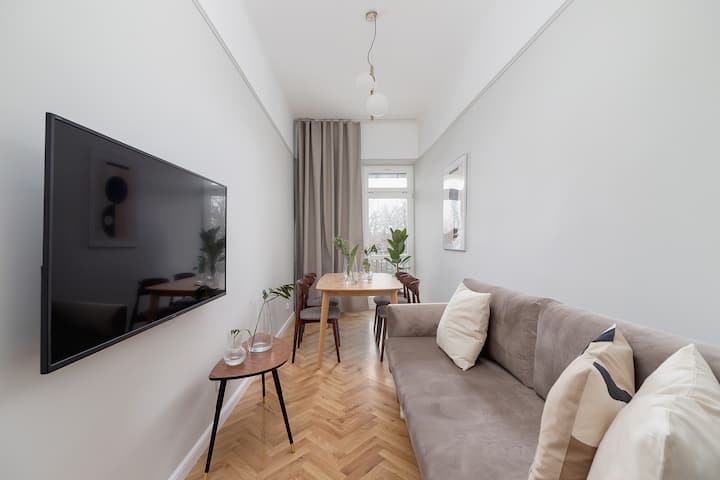2 - Bedroom Apartment With Balcony - Rejtana 10 - Kraków