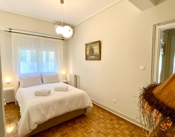 Athenian Condo in Historic Νeighbourhood gallery image 5