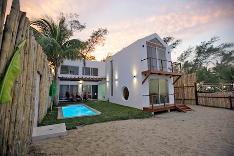 Nice new house, very comfortable on the beach