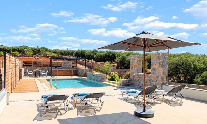 Sissi Lux Maxima Villas 2 Private Pools, 22 Guests gallery image 4