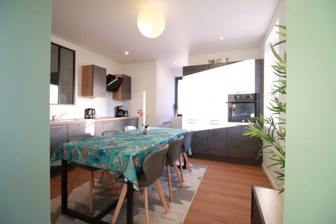 Apartment with balcony