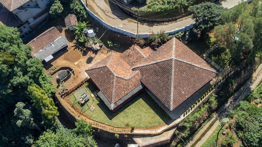 Sliceinn Escapes Pushpanjali : Heritage Villa 3bhk