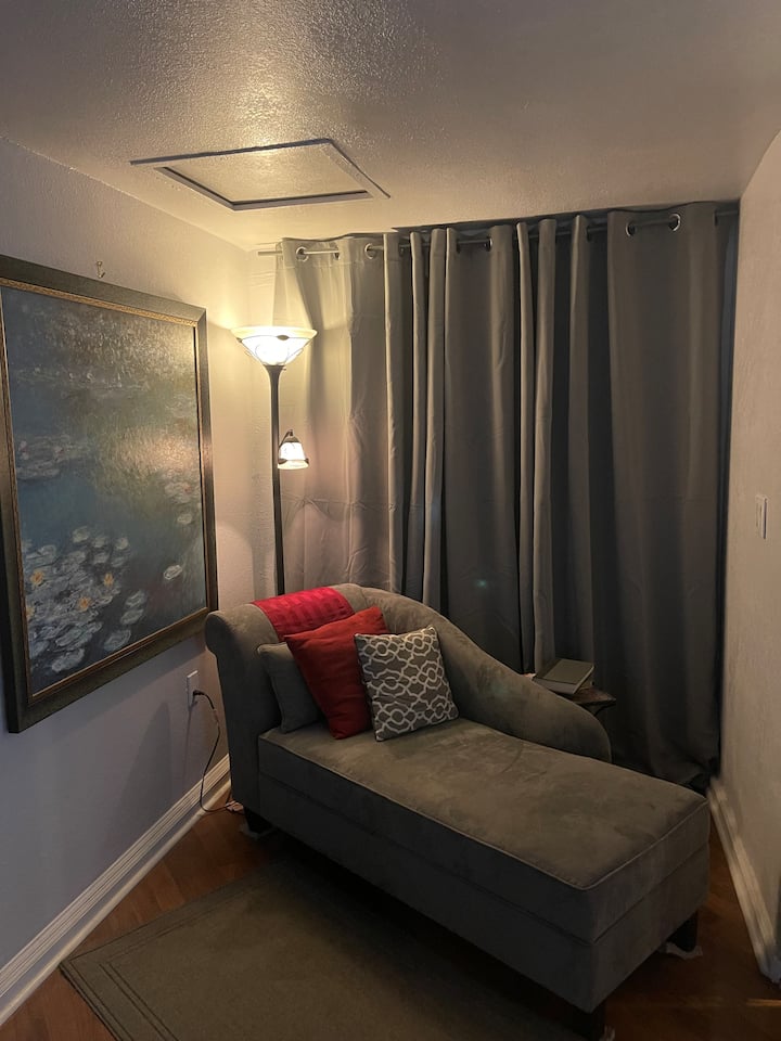 Blue Hills Bungalow  Lovely Studio W/kitchenette - Prescott Valley, AZ
