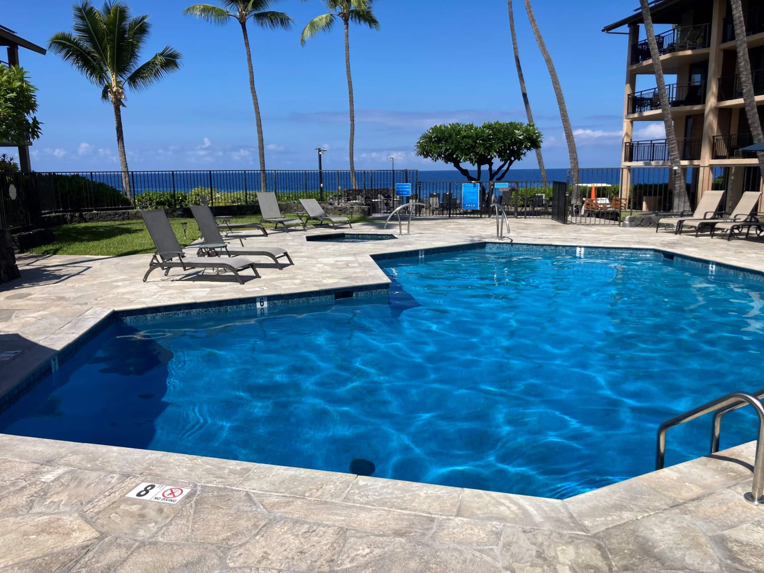 Condo in Kailua-Kona · ★4.73 · 1 bedroom · 2 beds · 1 private bath - Image 13