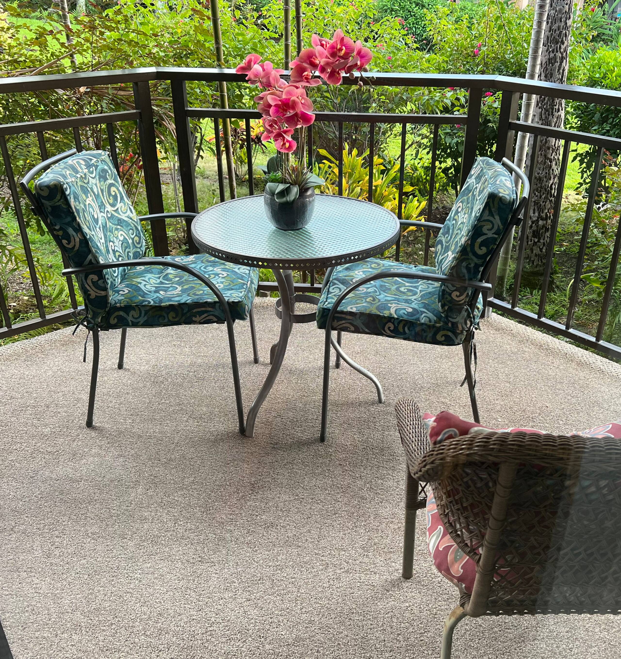 Condo in Kailua-Kona · ★4.73 · 1 bedroom · 2 beds · 1 private bath - Image 12