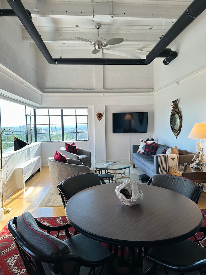 Penthouse Loft-stunning Views Of Gr - Grand Rapids, MI