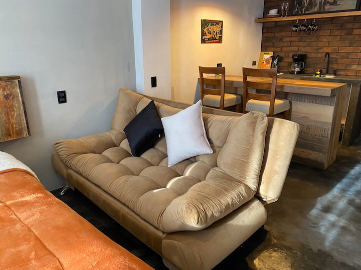Depto Olivo #2 En Av Principal Con Garage Y Balcón - バジェ・デ・ブラボ
