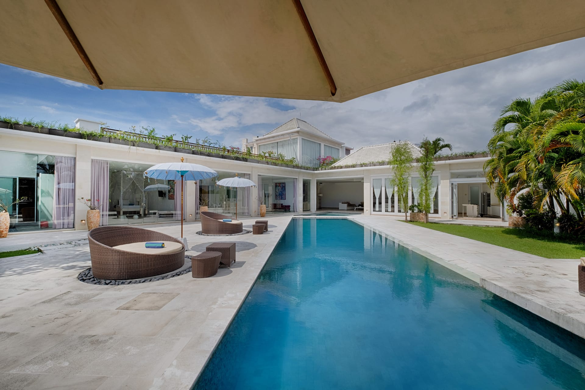 Luminous White Sanctuary 3 Bedroom Private Villa in Canggu 3