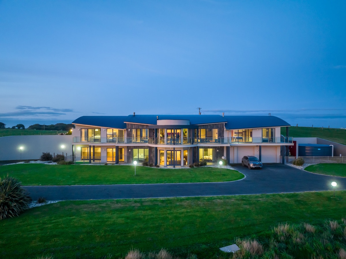 'house by the sea' Warrnambool