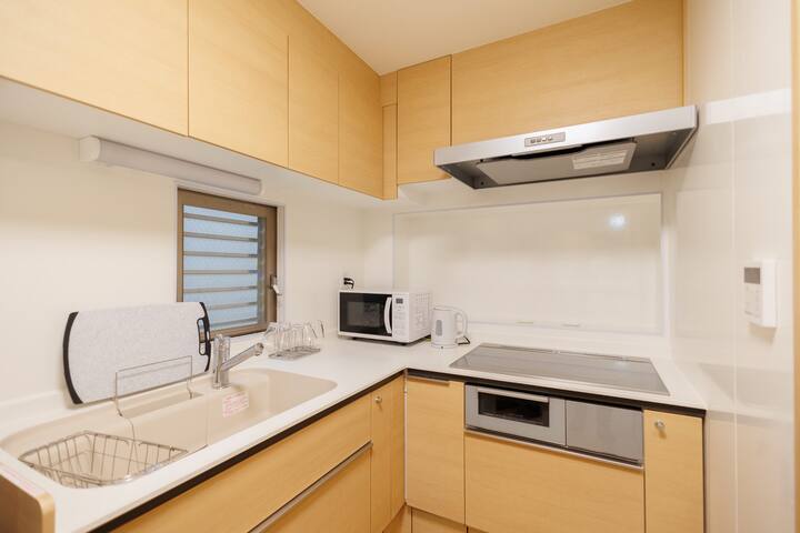 HO1/ Hotaku House Akihabara gallery image 2