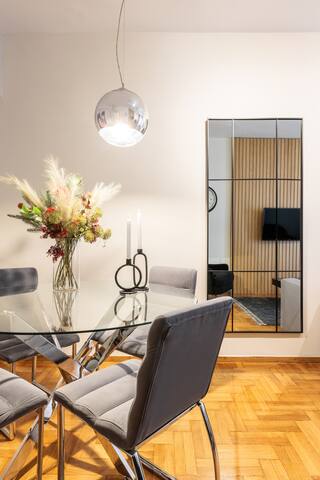 Macadamia – Agias Sofias square #Skgbnb gallery image 4