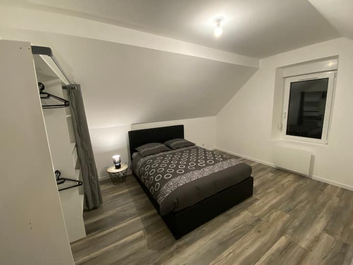Schlafzimmer 2