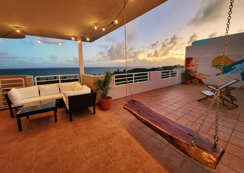 Panoramic Ocean-View Penthouse /w Rooftop Terrace