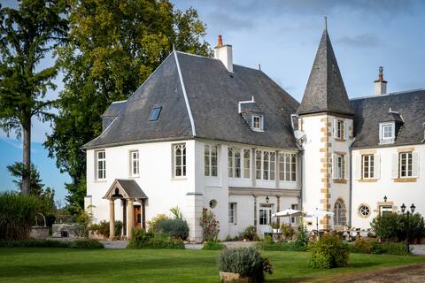 19th century castle