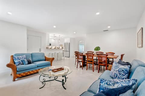Walk to University of Miami+Spacious+Parking+Patio