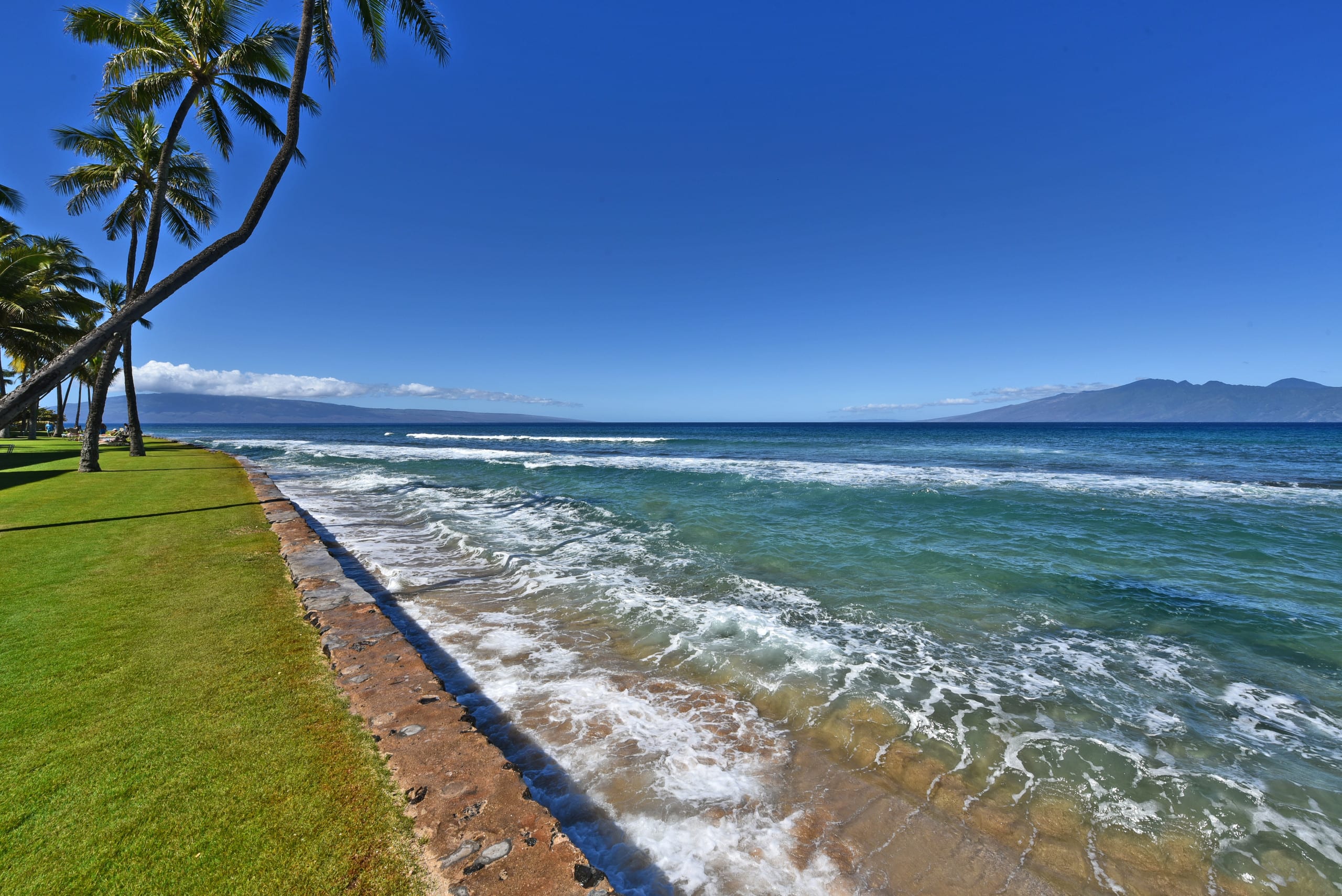 Oceanfront penthouse - stunning view! - Photo 23