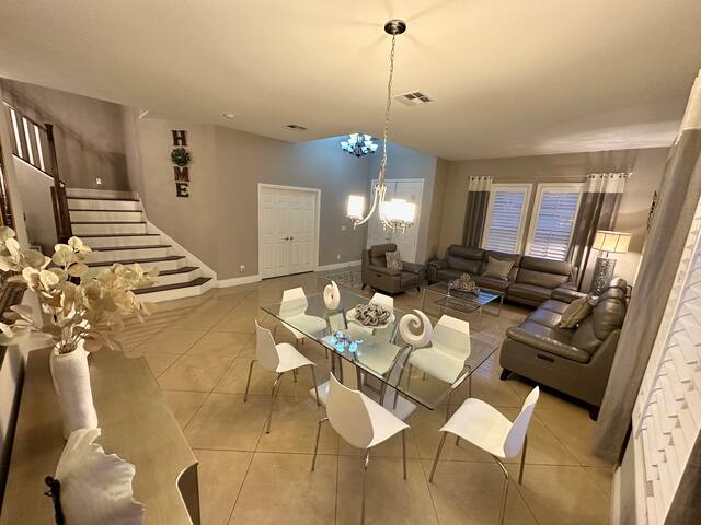 Your Home Away From Home ! gallery image 3