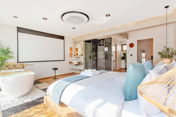 Japanese Muji Loft gallery image 2