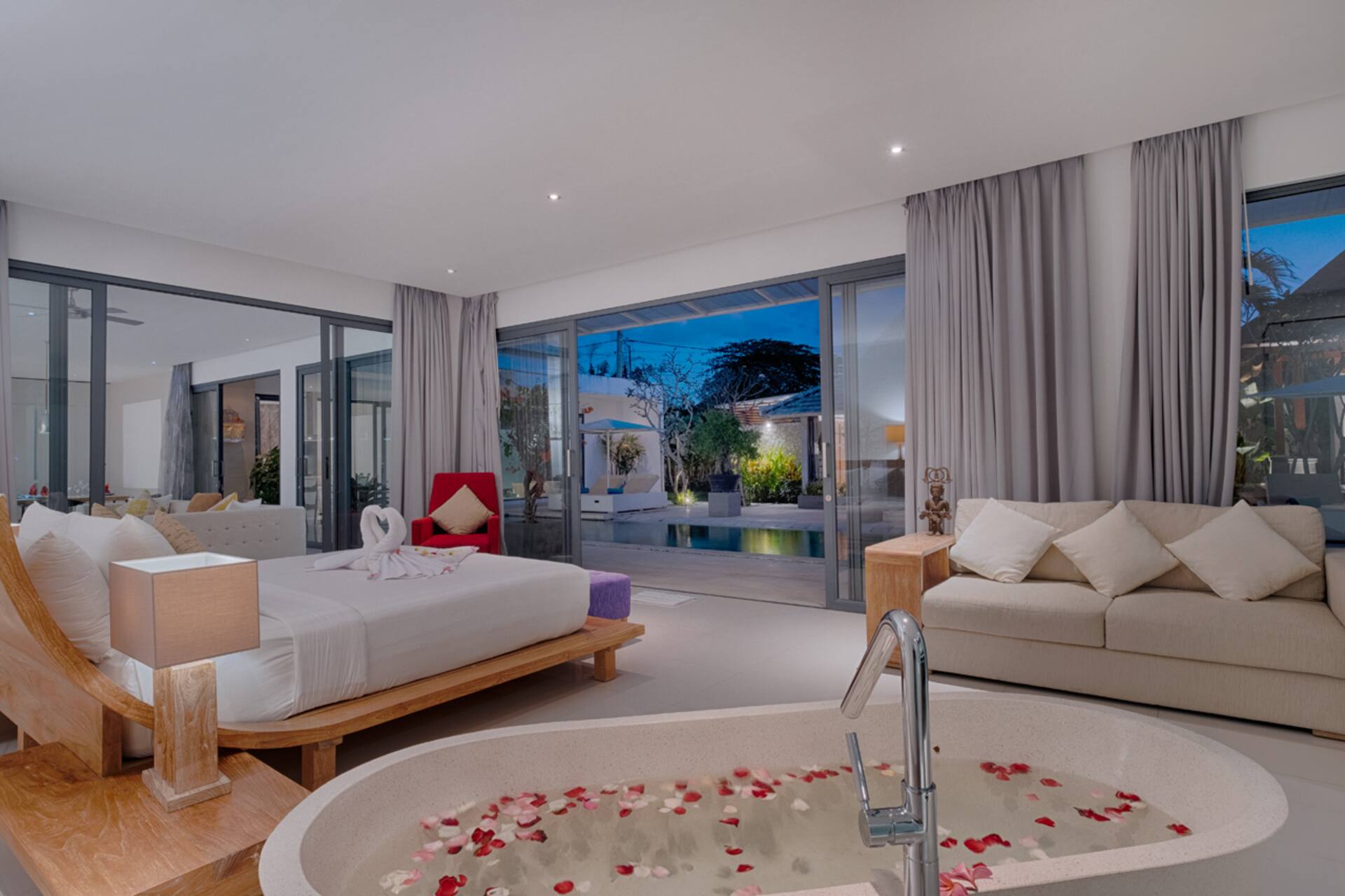 Elegant Whitewashed Haven 3 Bedroom Private Villa in Canggu 3