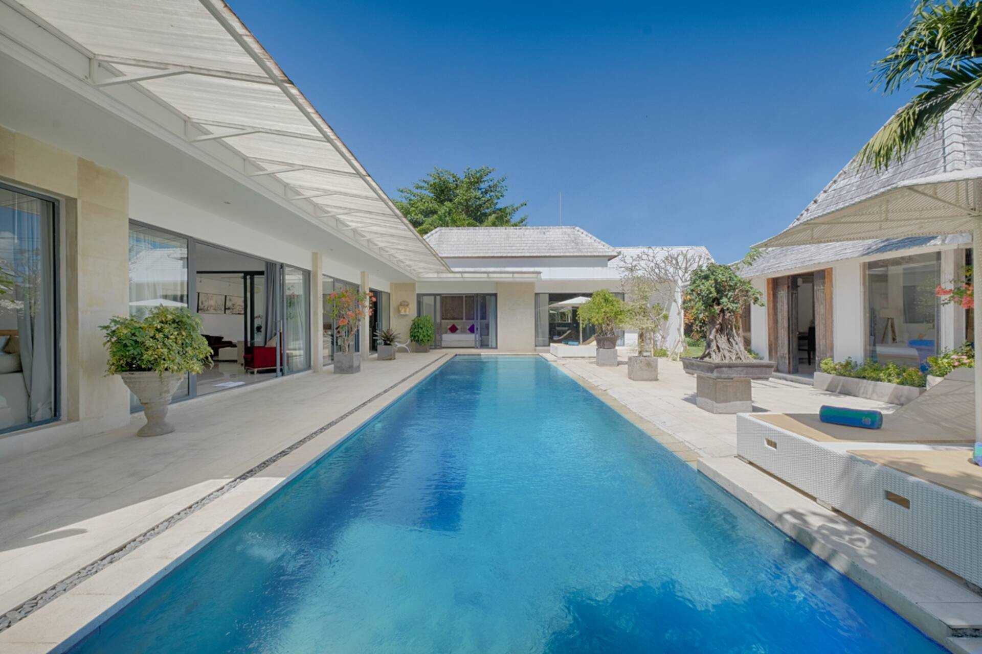 Elegant Whitewashed Haven 3 Bedroom Private Villa in Canggu 2