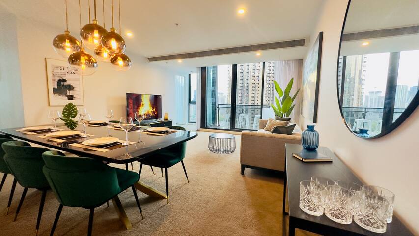 Stylish Southbank apartment + Free Parking x2 gallery image 4