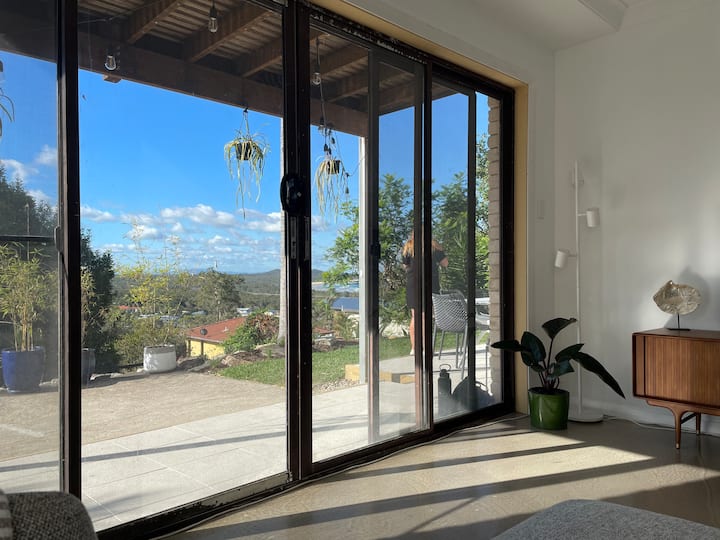 Sunny View - Fresh, Sunny 3 Bedroom Beach Getaway - Crescent Head