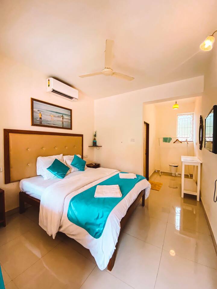 Bedroom 3 image 1