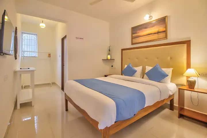 Bedroom 1 image 1