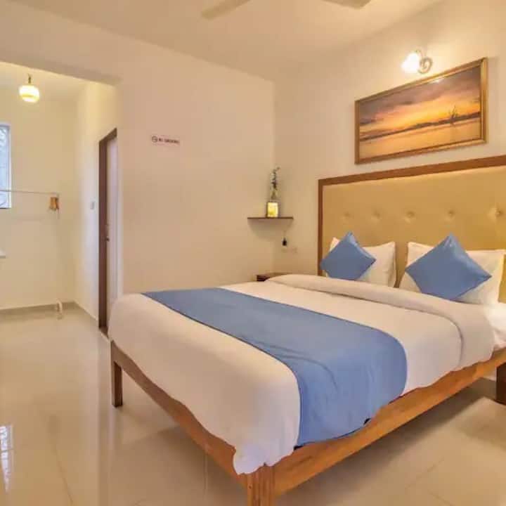 Bedroom 4 image 1